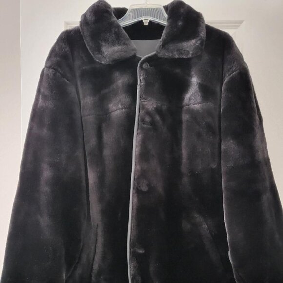 White Stag Women's Faux Fur Acrylic Reversible Jacket - Picture 2 of 3